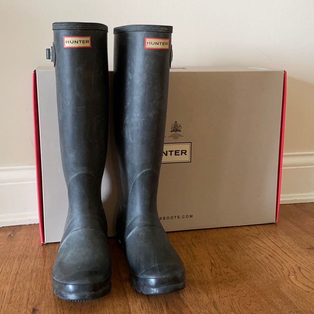 Black Hunter boots